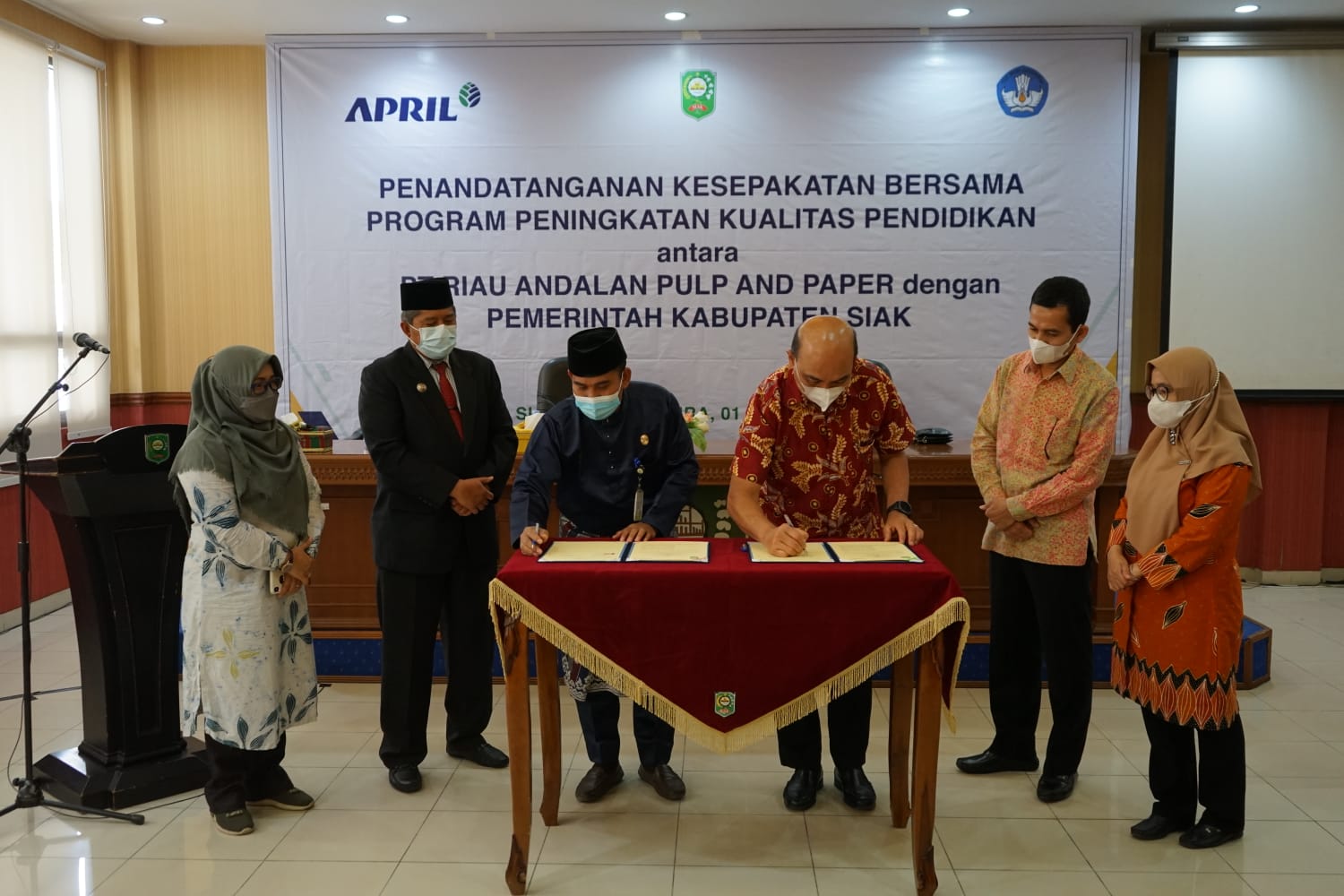 1633076227-RiauBertuah co-6bccdc68-f391-40b9-b3ab-dd224656c9cd